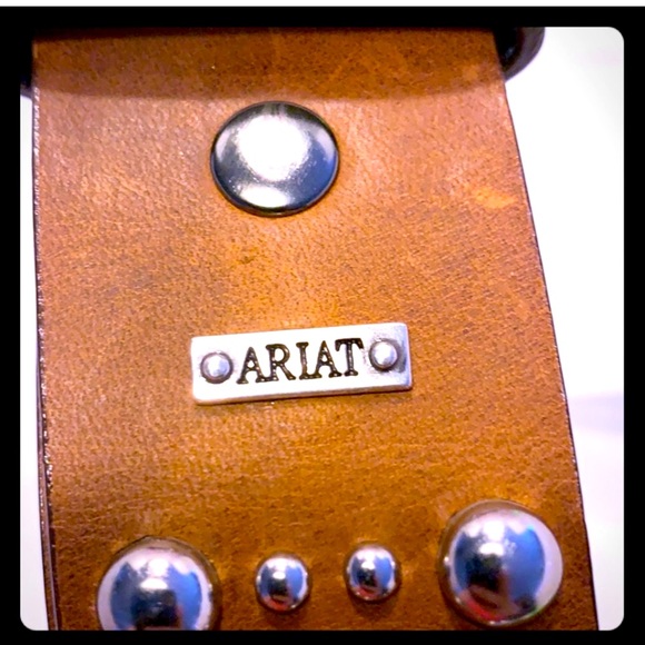 NWOT/NEW ARIAT Tan Leather Studded Women Belt: 32 - Picture 4 of 8